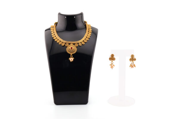 Vintage Gold-Plated Luxury 3-Piece Jewelry Set