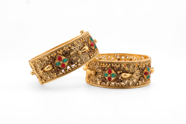 Vintage Peacock Stone Bangles – 2-Piece Set for Women